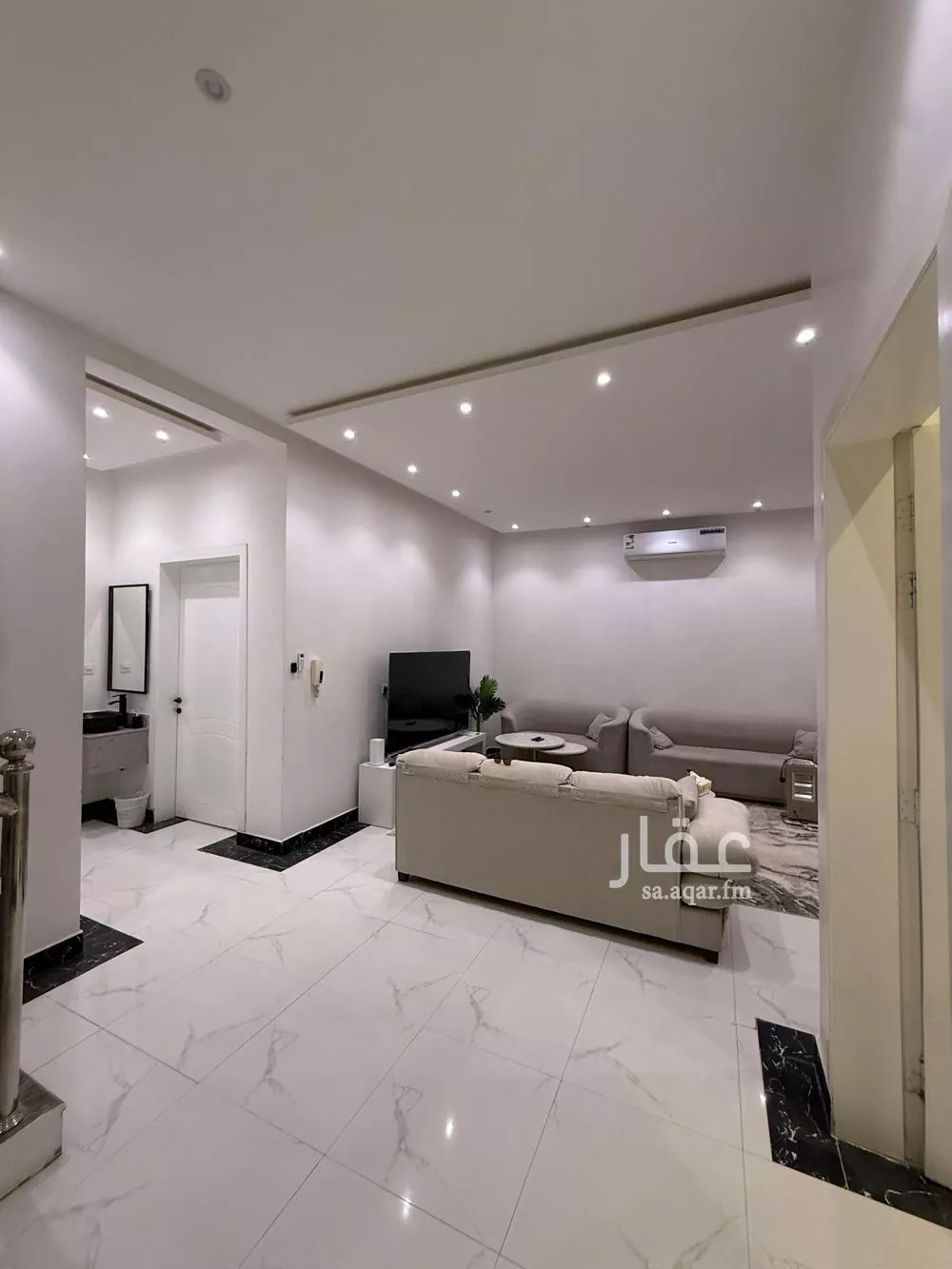 8 bedroom villa in As Suwaidi 7