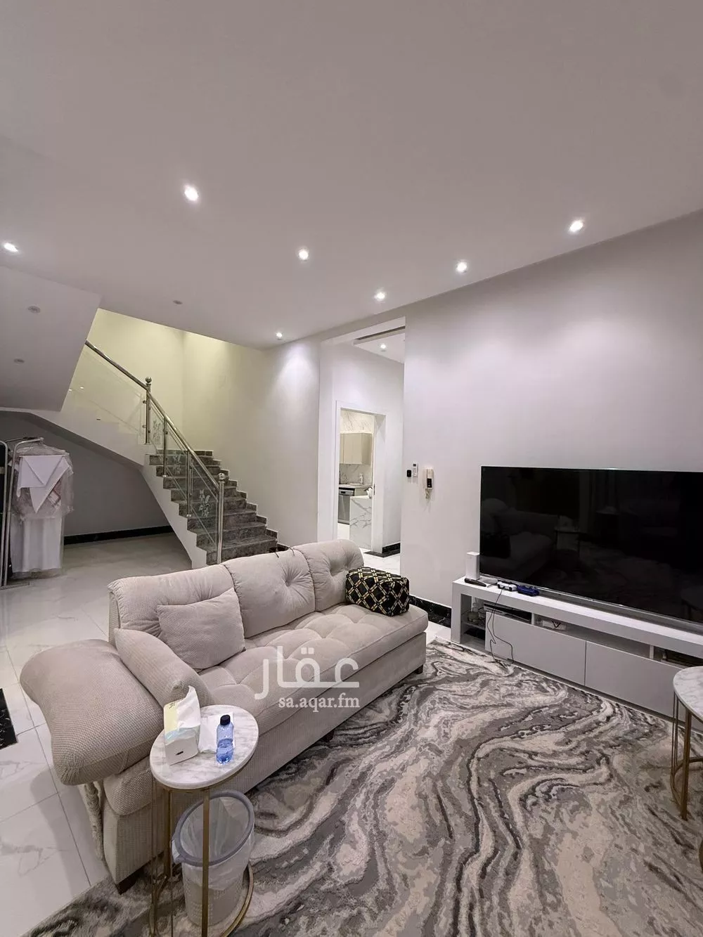 8 bedroom villa in As Suwaidi 9