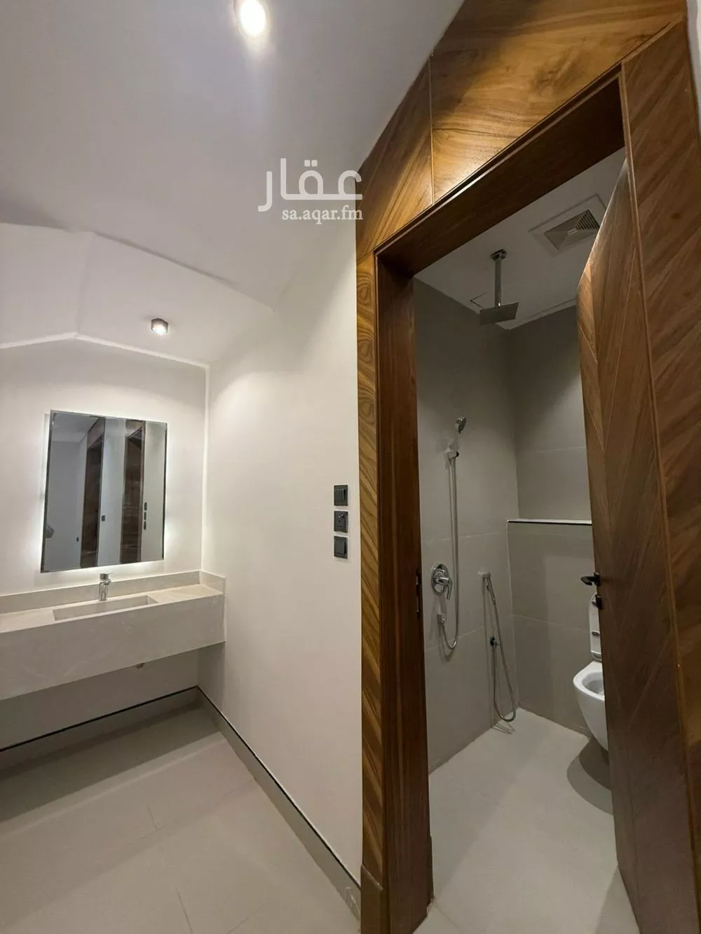 8 bedroom villa in Al Mahdiyyah 12