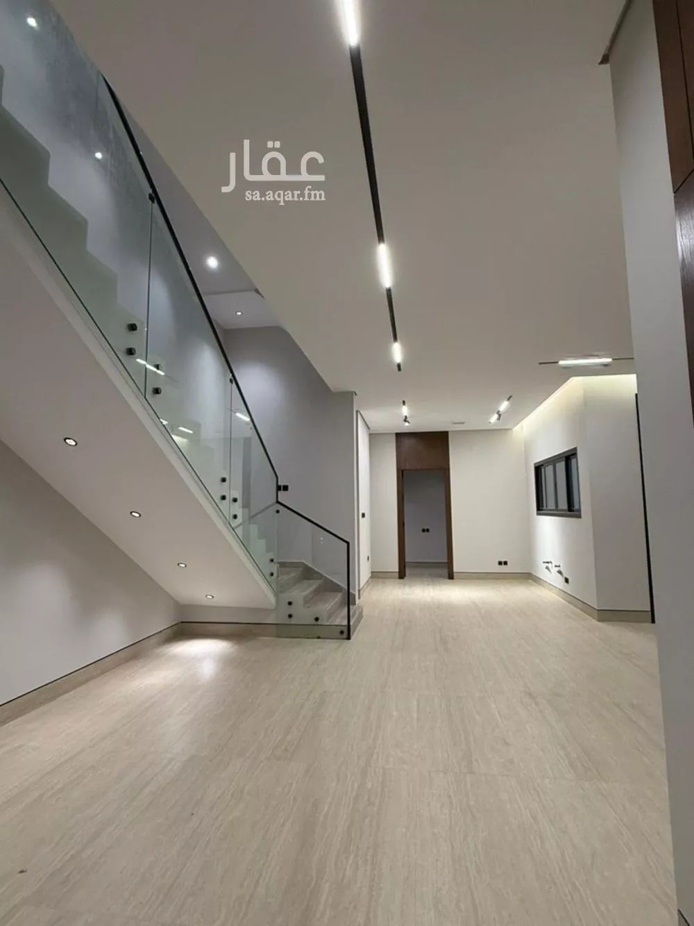 فيلا 7 غرف في المهدية 8
