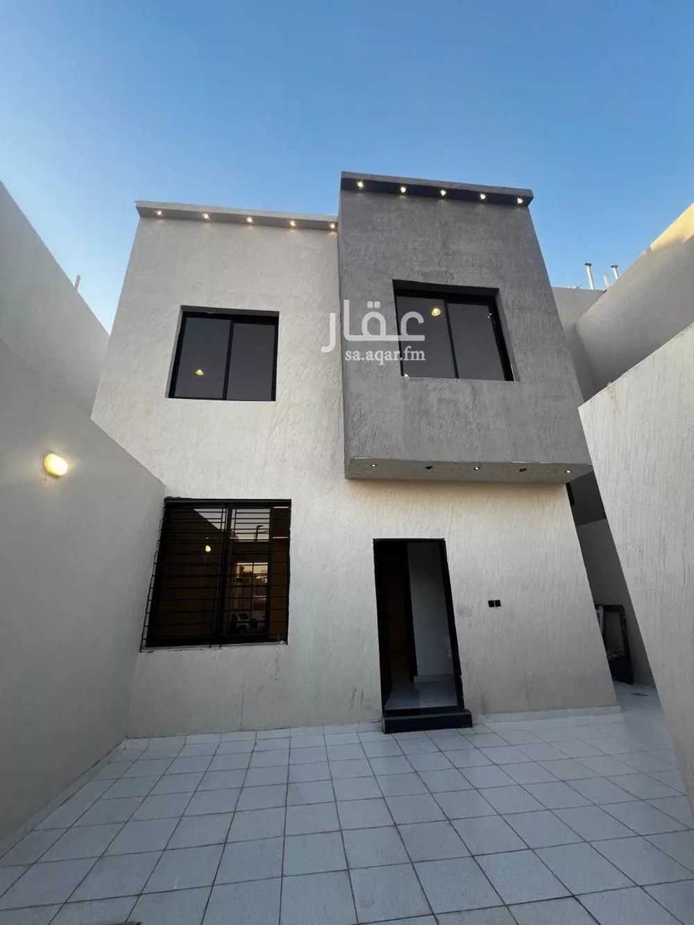 5 bedroom apartment in Badr 4
