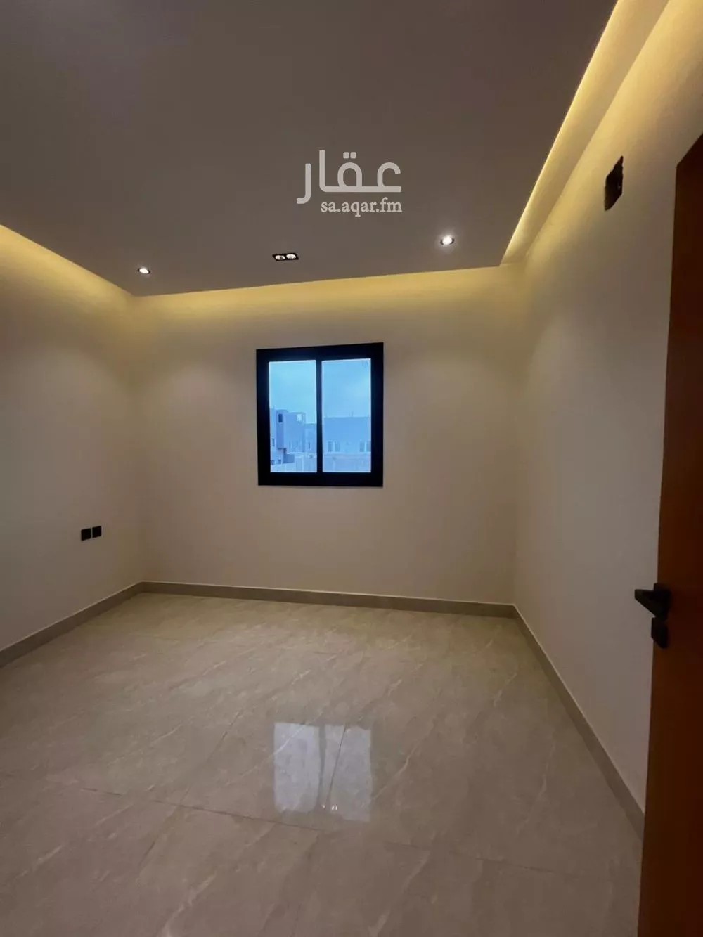 فيلا 5 غرف في طيبة 20