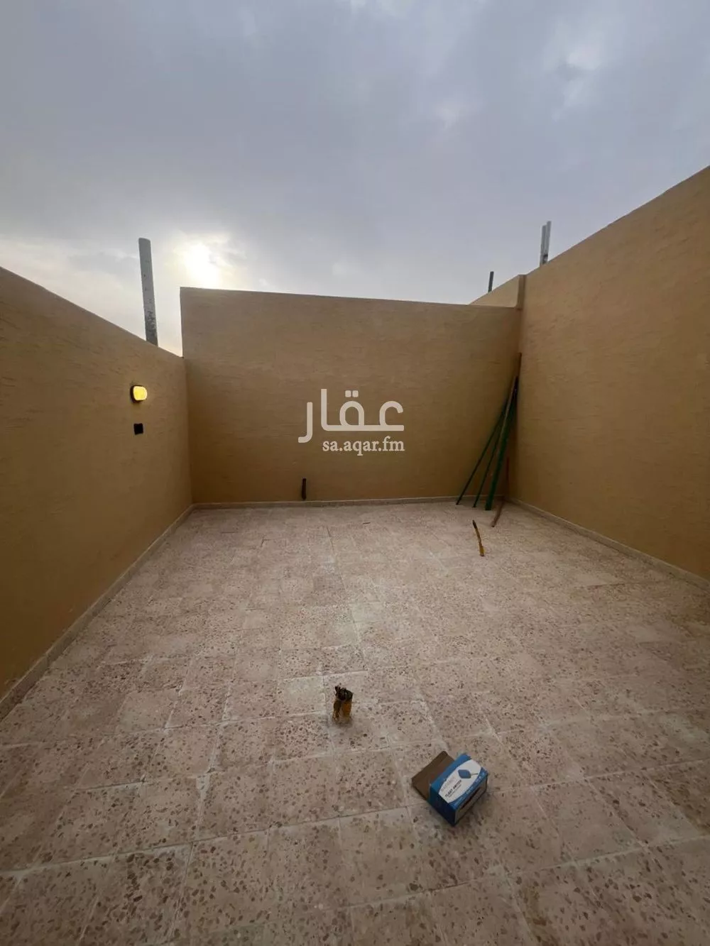 فيلا 5 غرف في طيبة 25