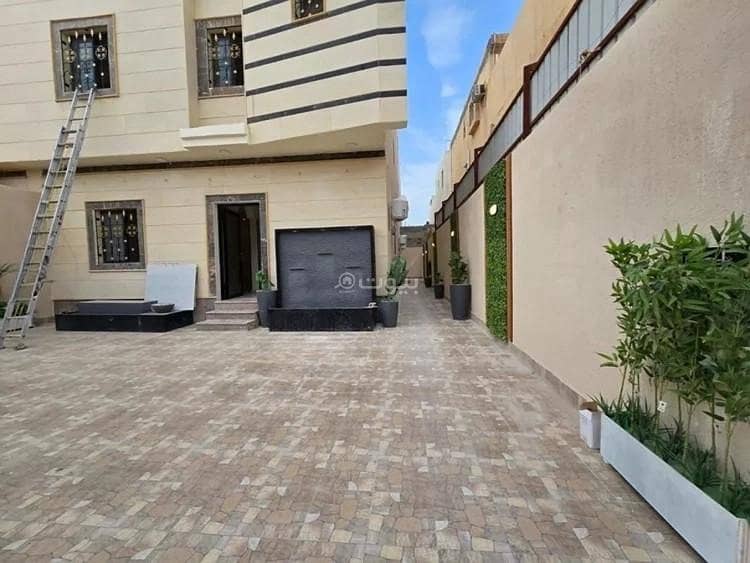 6 bedroom villa in Dahiat King Fahd, Eastern Province 3