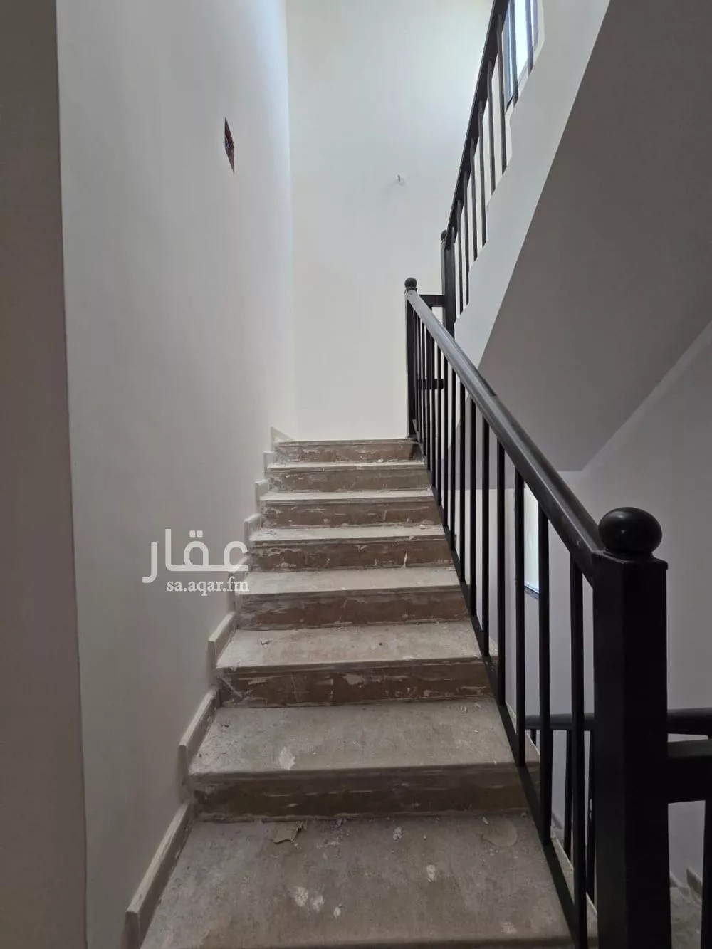 فيلا 6 غرف في العريجاء الغربية 14