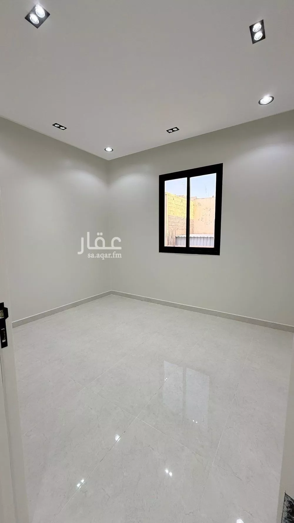 فيلا 6 غرف في العريجاء الوسطى 15