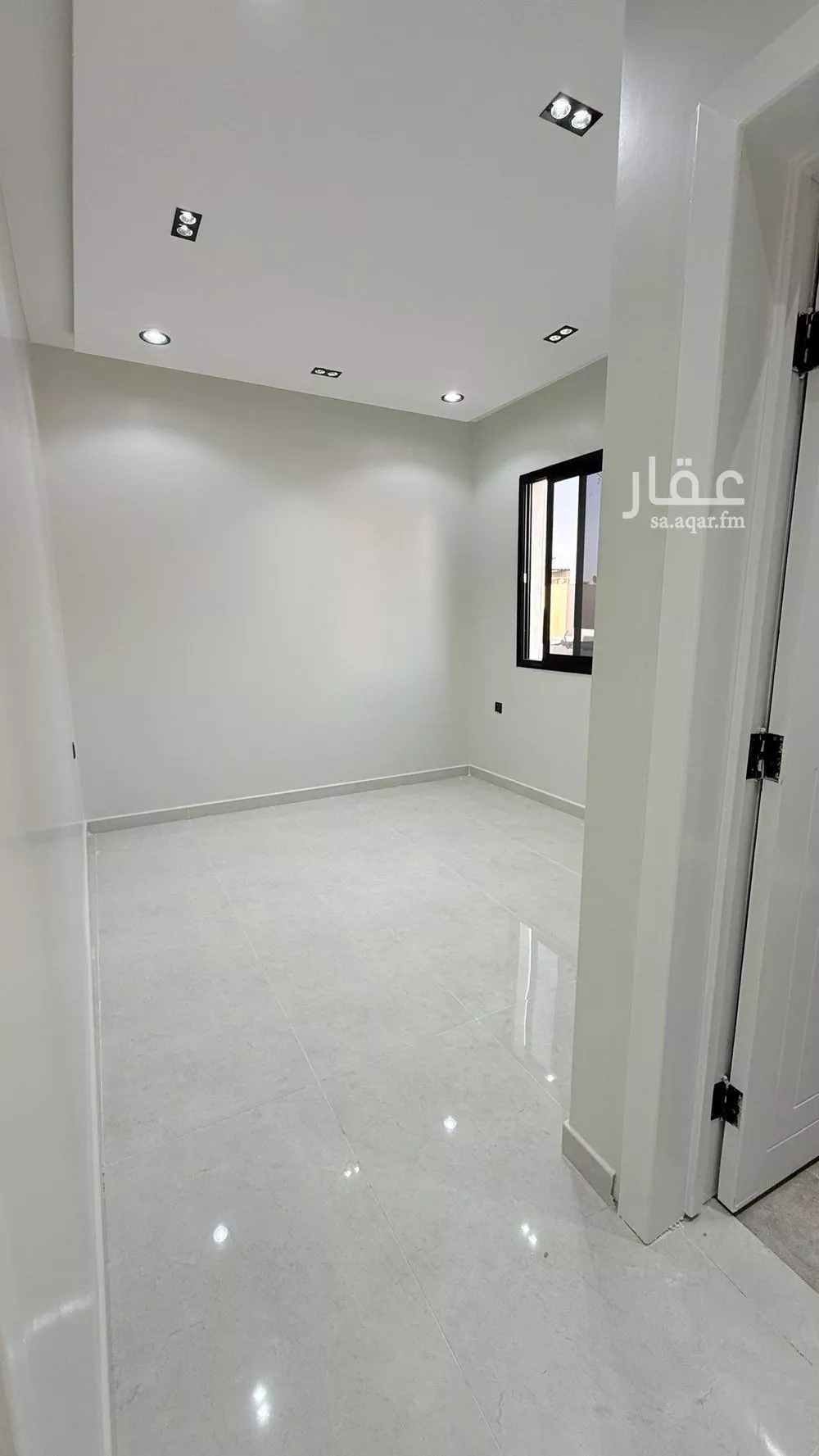 فيلا 6 غرف في العريجاء الوسطى 9