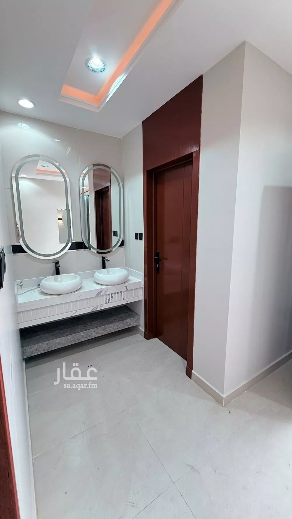 6 bedroom villa in Tuwaiq 8