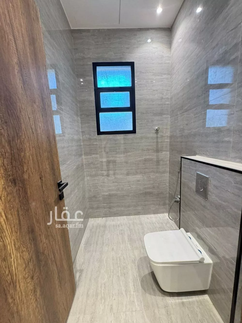 5 bedroom villa in Al Aridh 9