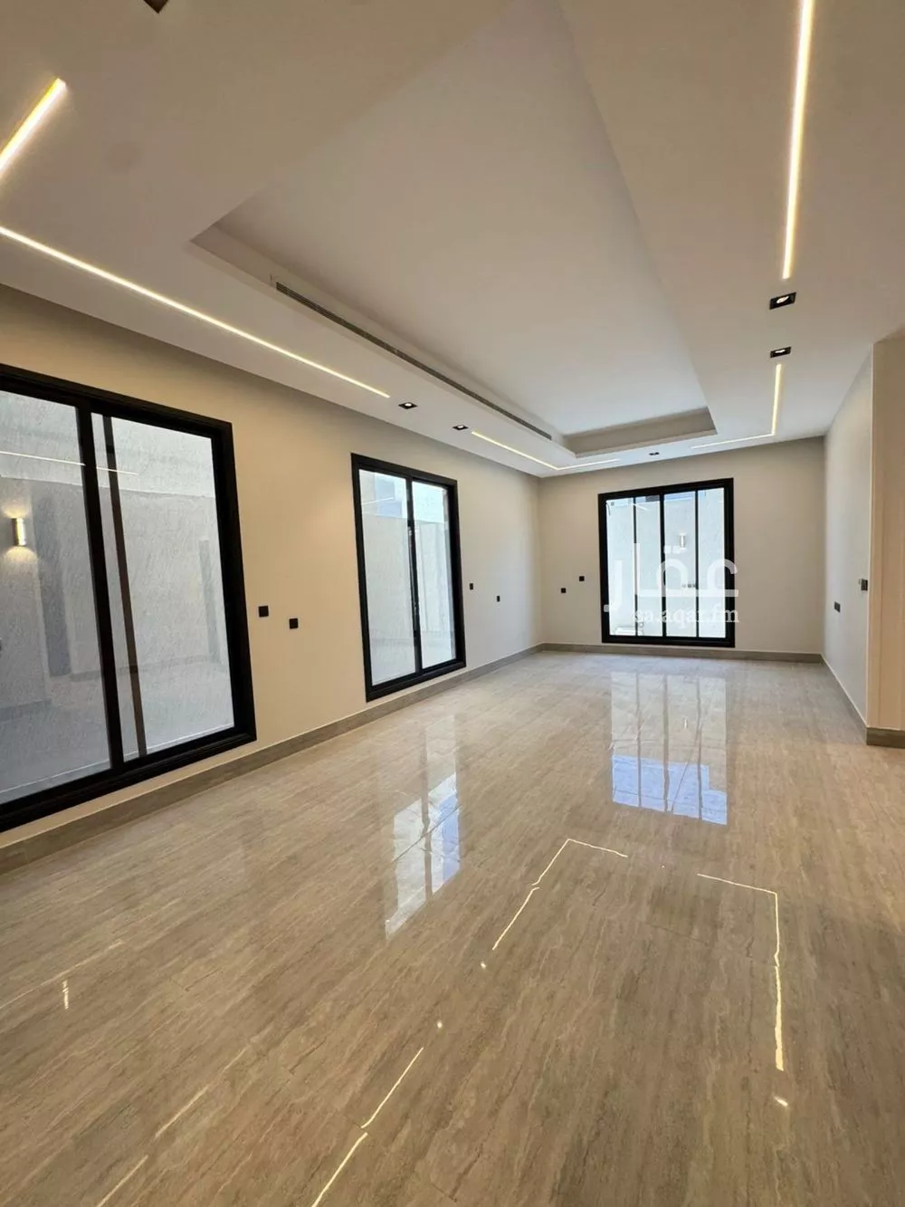 5 bedroom villa in Al Aridh 10