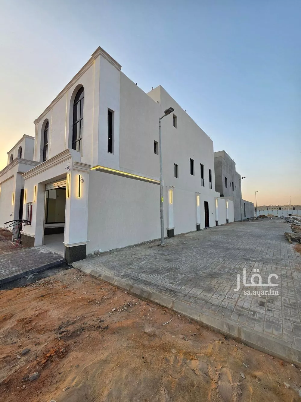 6 bedroom villa in Al Rimal 2