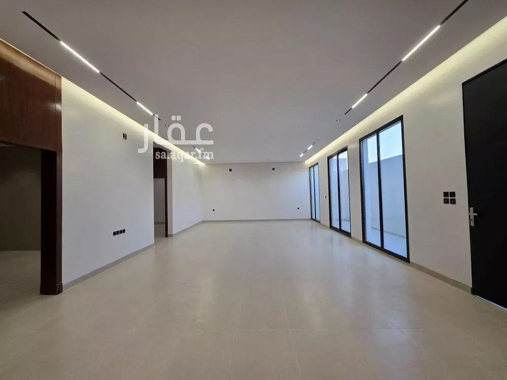 6 bedroom villa in Al Rimal 15