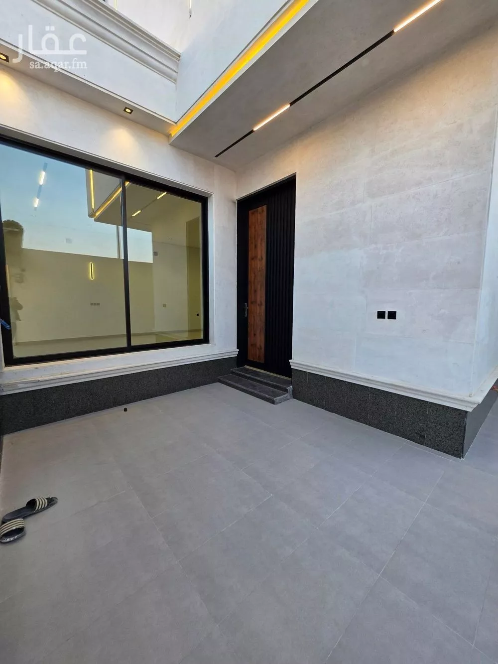 6 bedroom villa in Al Rimal 9