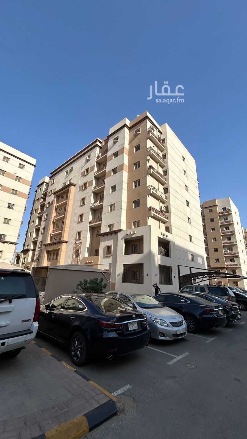 6 bedroom apartment in Prince Abdulmajeed, Jeddah 5