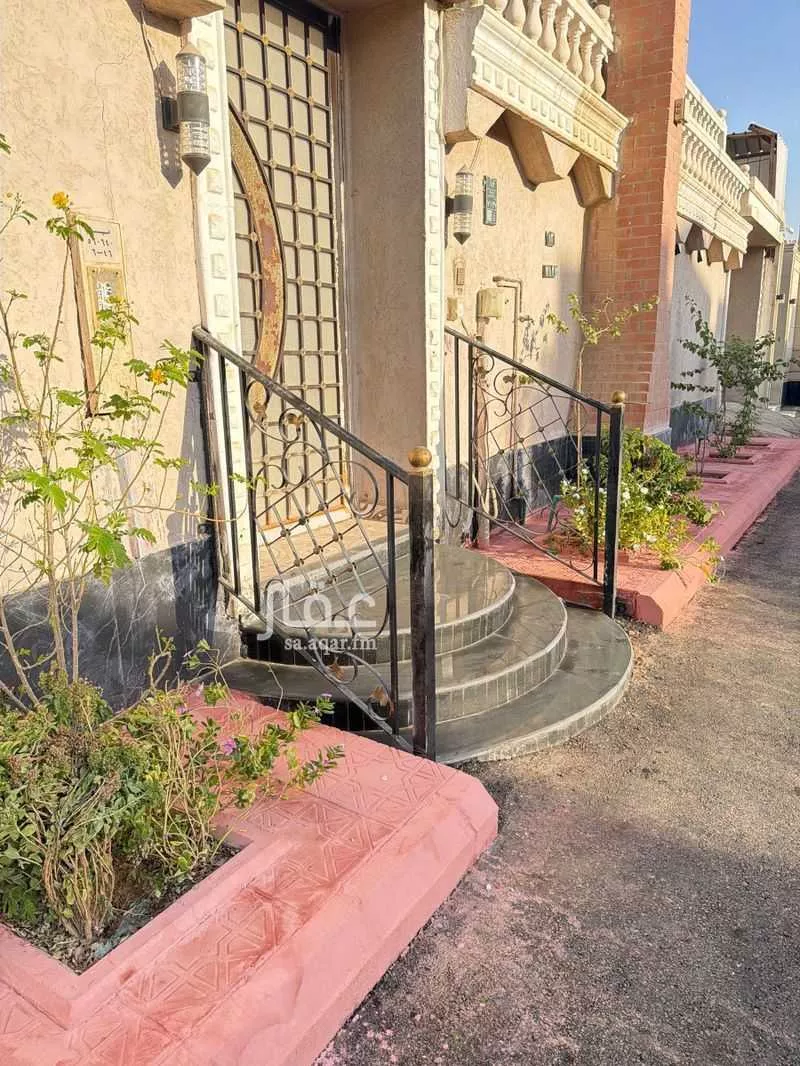 14 bedroom villa in Ishbiliyah 7
