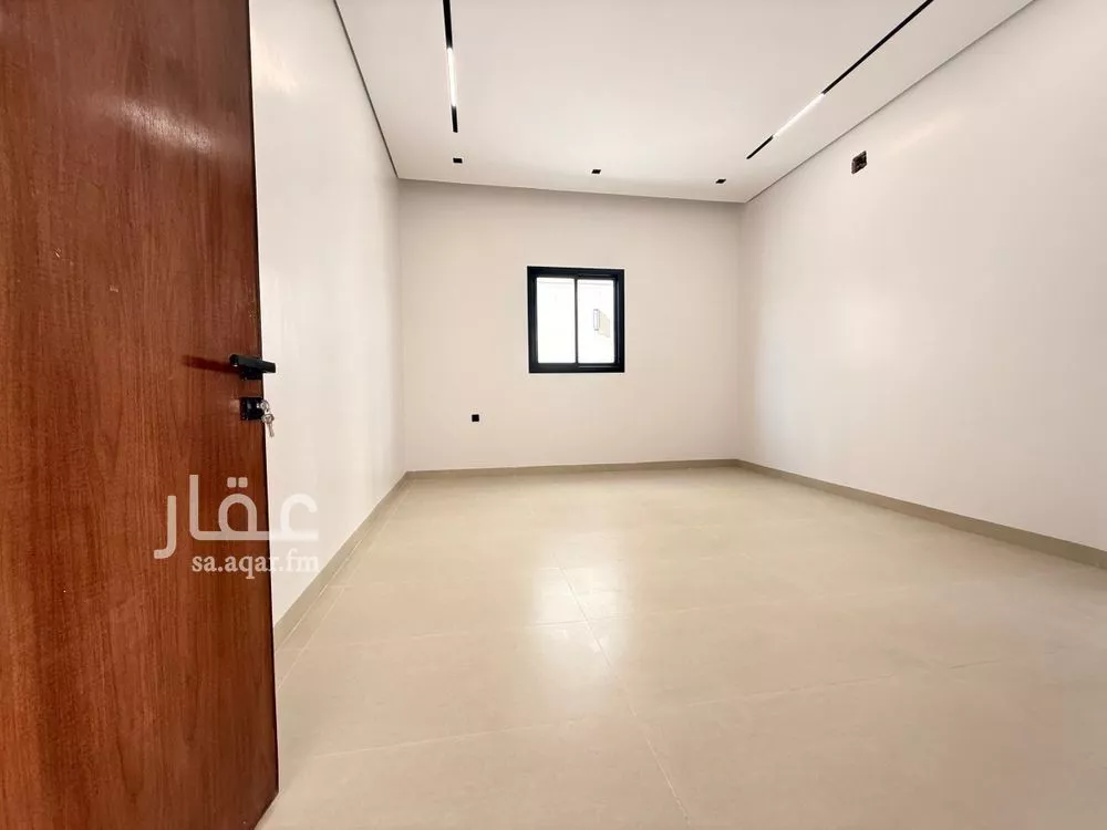 7 bedroom apartment in Al Rimal 11
