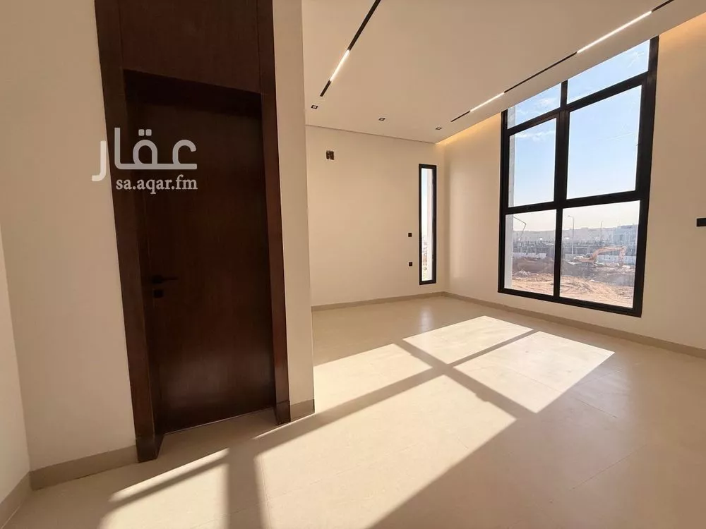 7 bedroom apartment in Al Rimal 12
