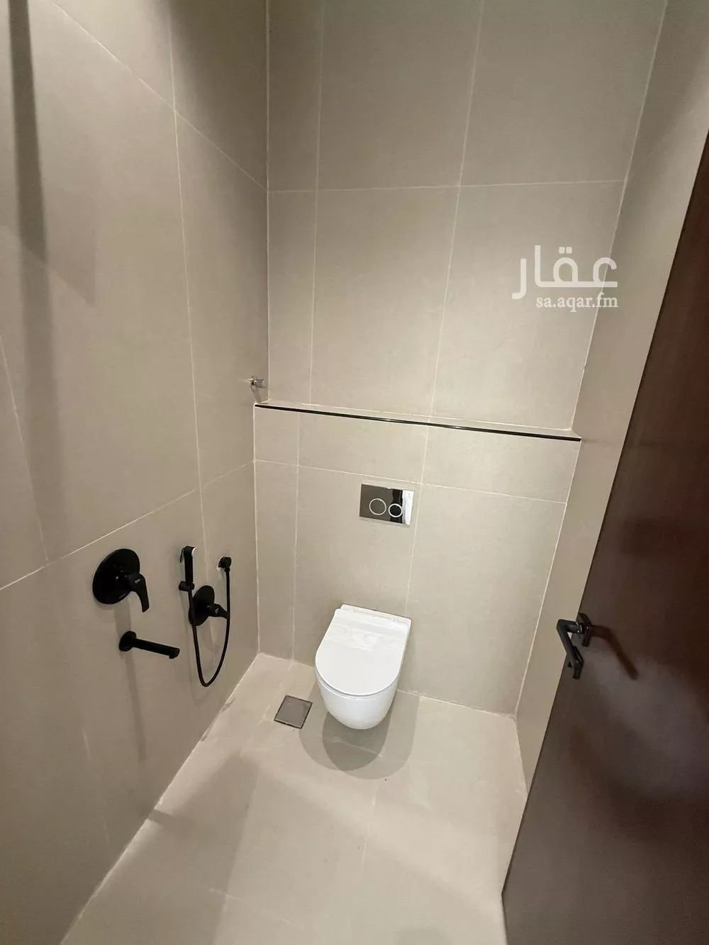 7 bedroom apartment in Al Rimal 5