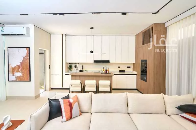 4 bedroom villa in Al Farouq 8