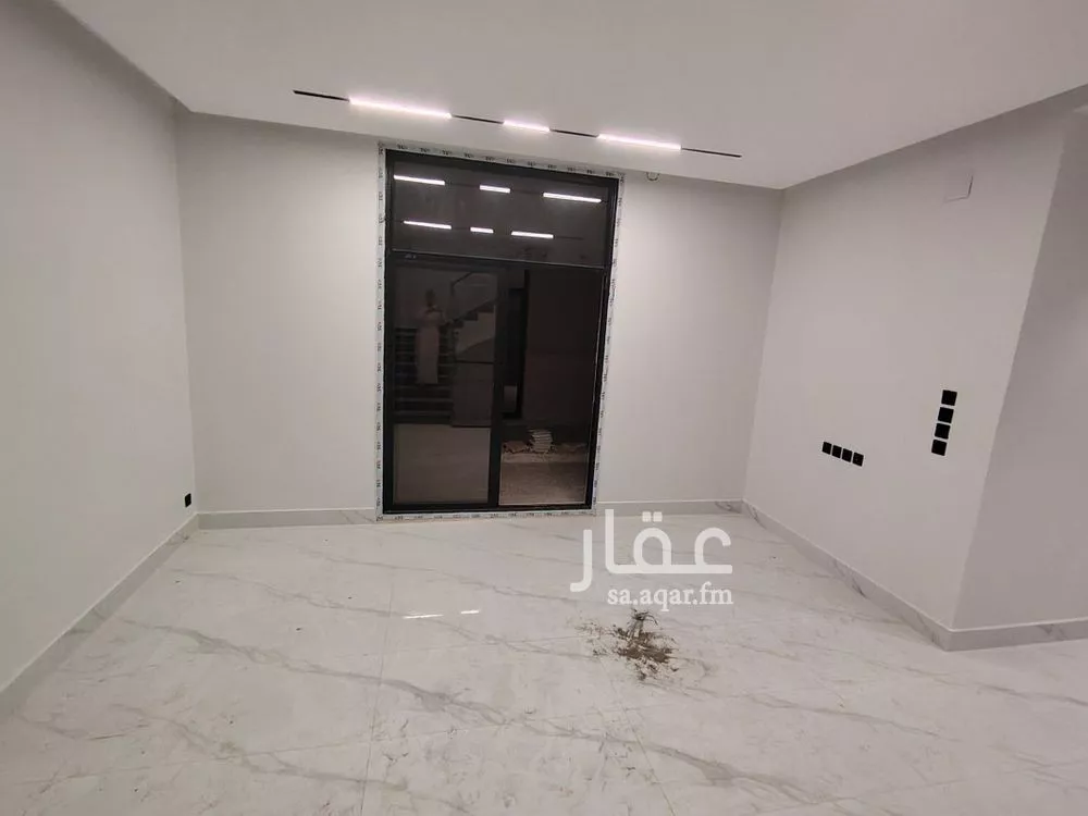 دوبلكس 6 غرف في ظهرة نمار 30