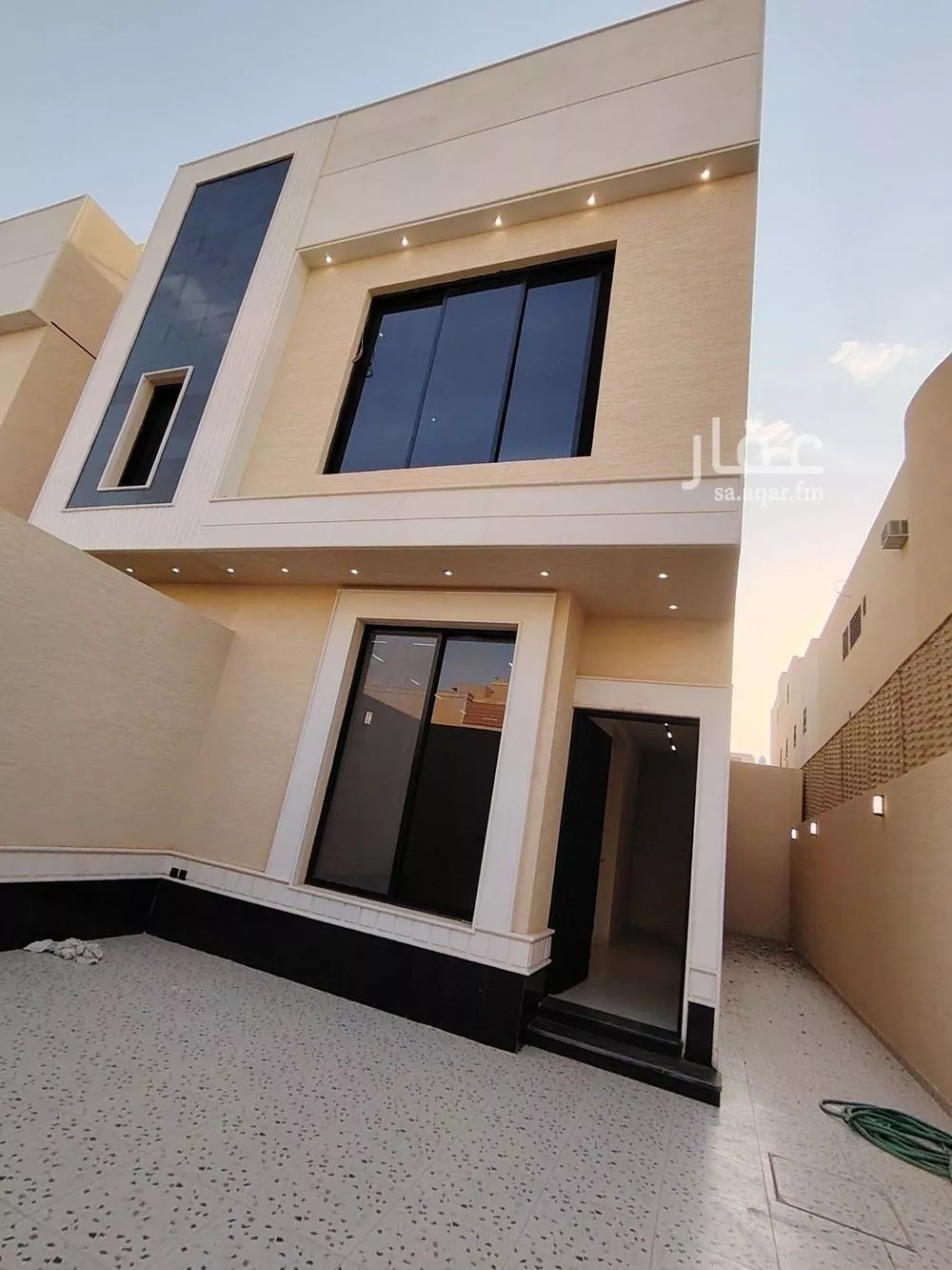 فيلا 6 غرف في ظهرة نمار 16
