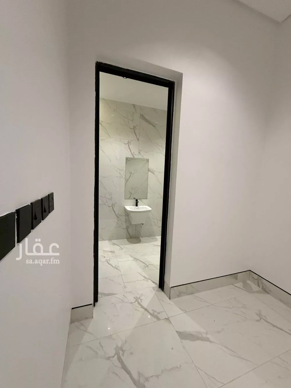 5 bedroom villa in Al Narjis 15