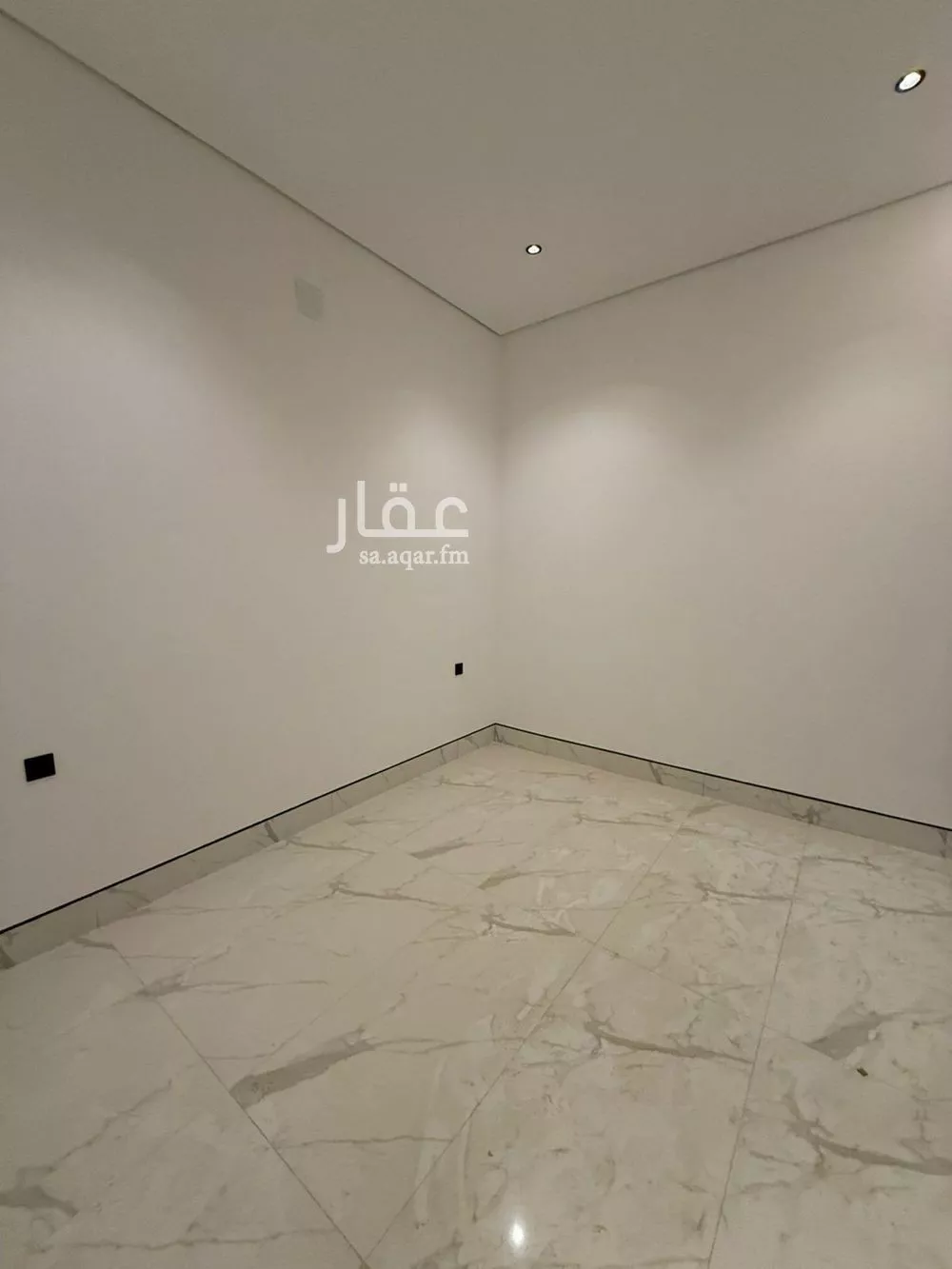 5 bedroom villa in Al Narjis 17