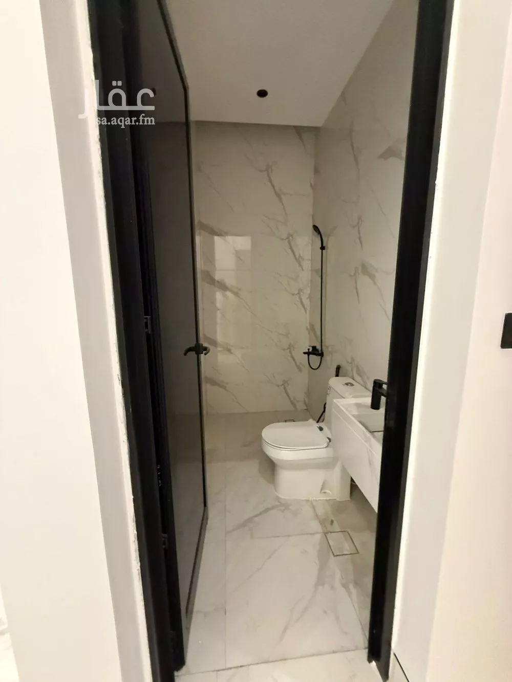 5 bedroom villa in Al Narjis 3