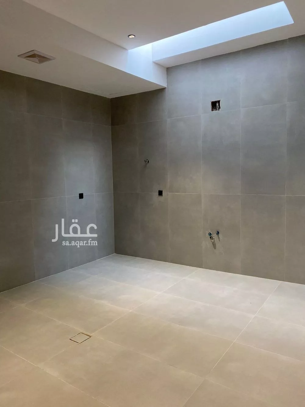 فيلا 6 غرف في المهدية 10