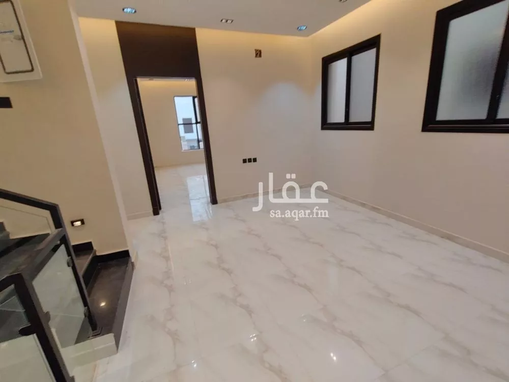 5 bedroom villa in Okaz 11