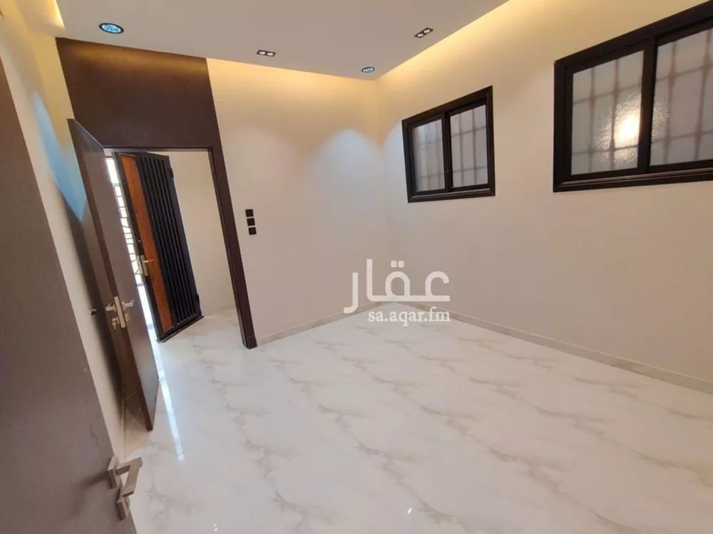 5 bedroom villa in Okaz 15