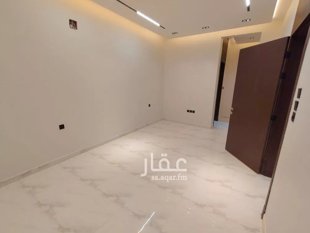 5 bedroom villa in Okaz 16