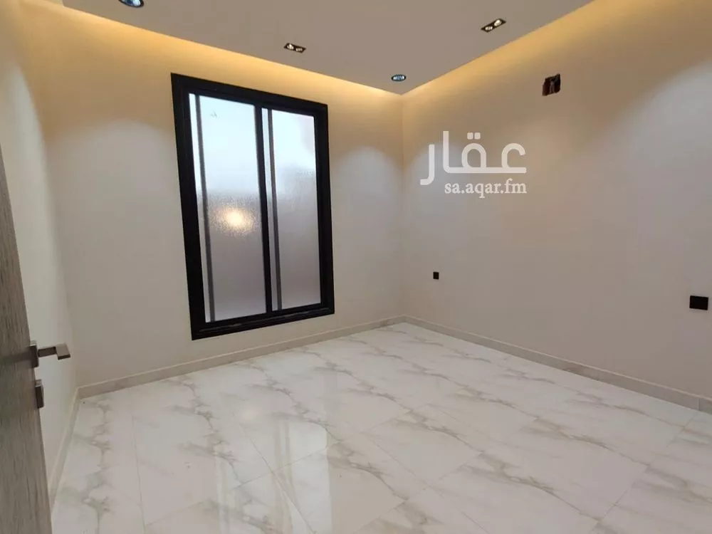 5 bedroom villa in Okaz 9
