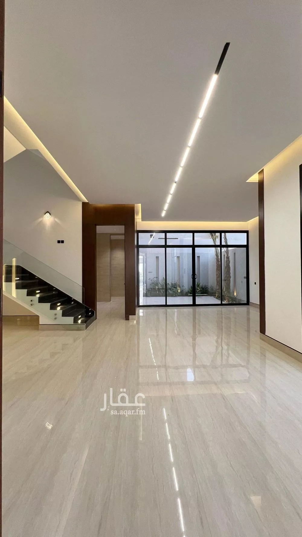 6 bedroom villa in Al Mahdiyyah 3