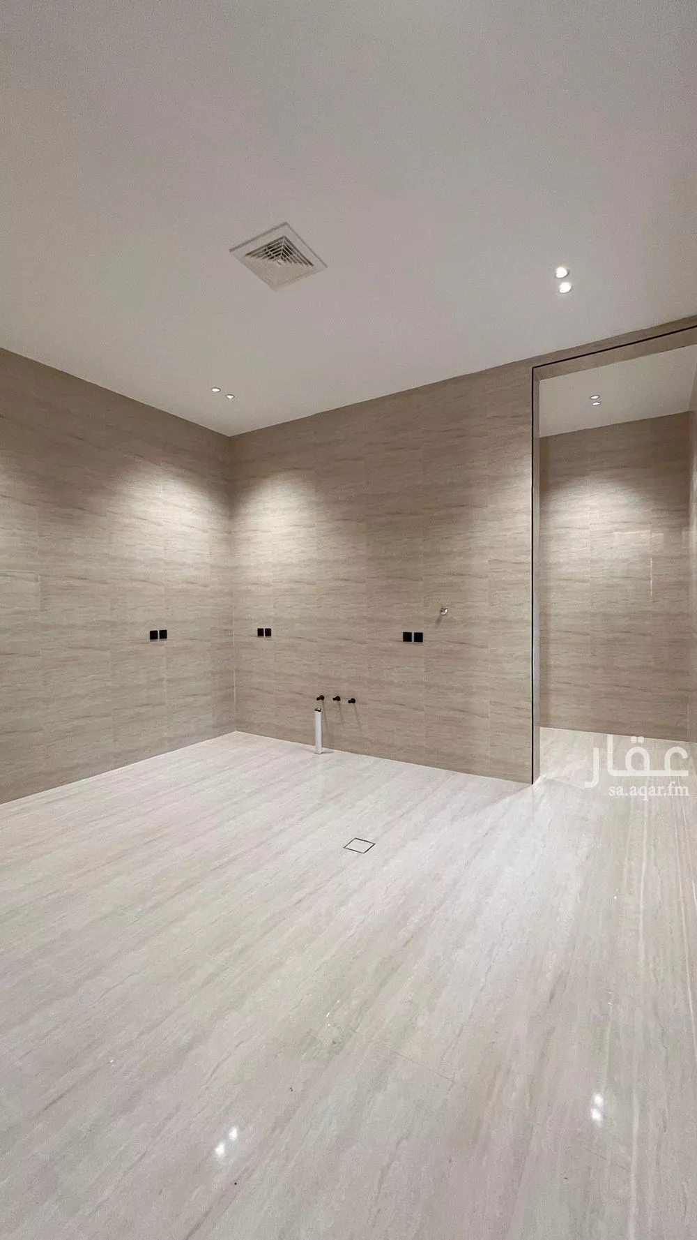 6 bedroom villa in Al Mahdiyyah 8