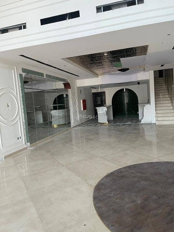 shop in Al Corniche, Eastern Province 8