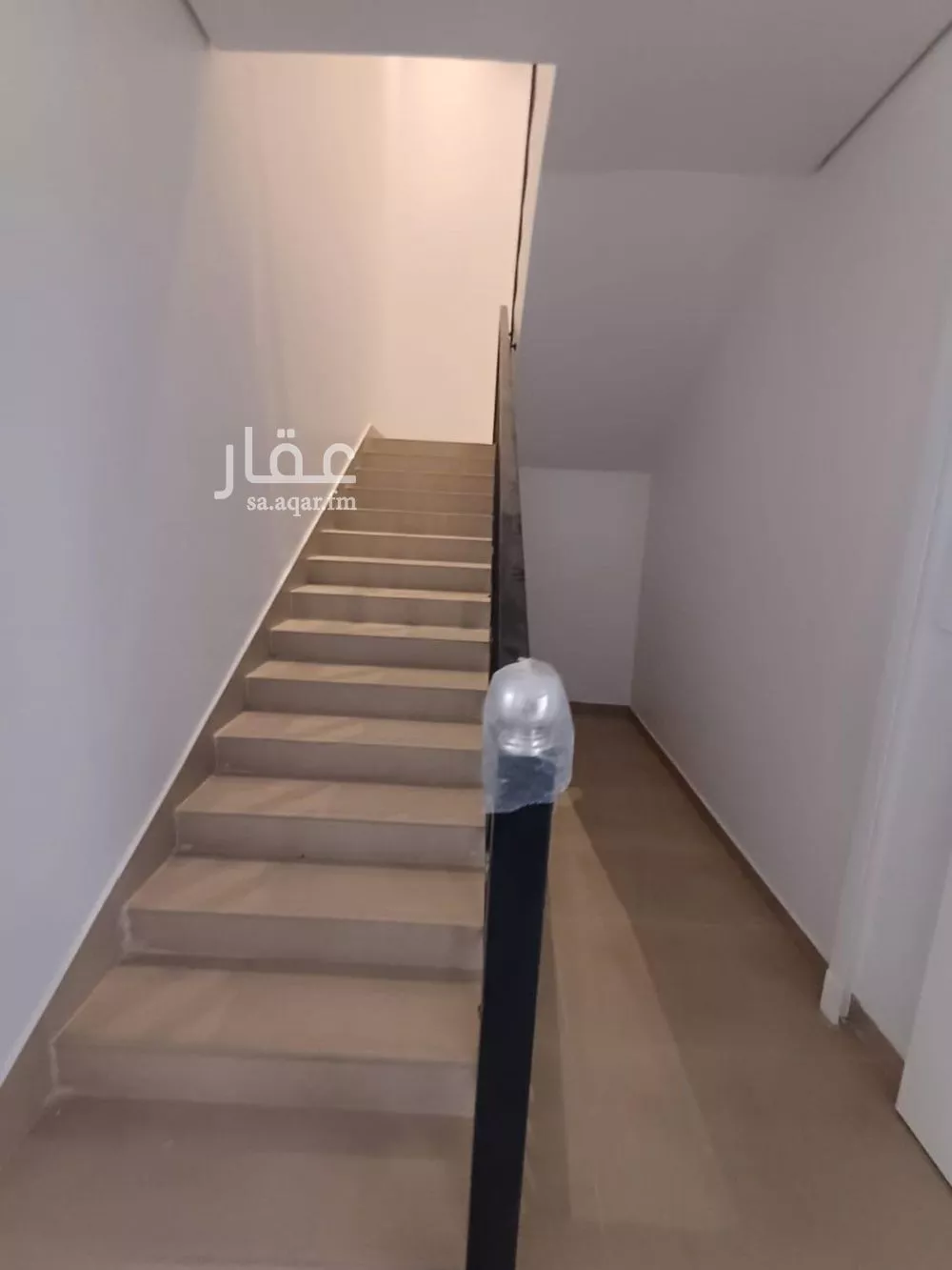5 bedroom villa in Al Hazm 6