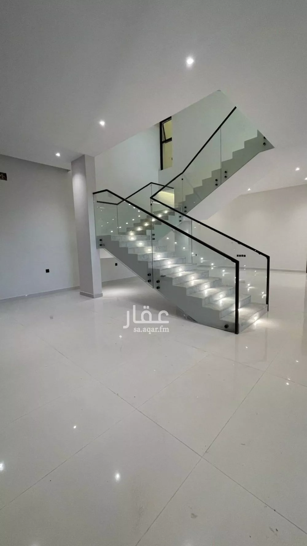 فيلا 6 غرف في المهدية 9