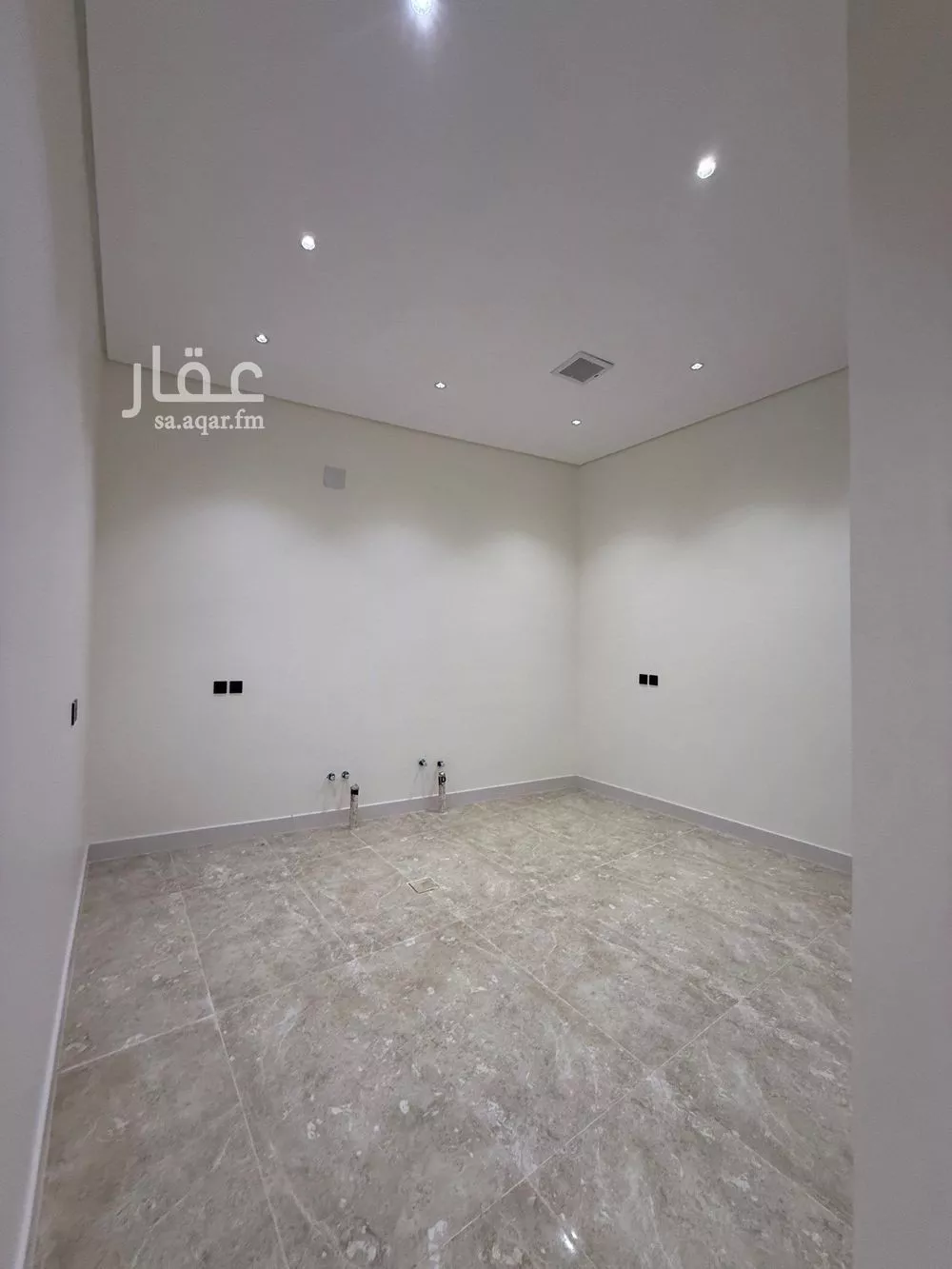 فيلا 6 غرف في المهدية 7
