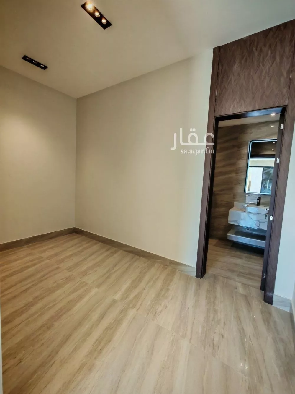 فيلا 5 غرف في الرمال 27
