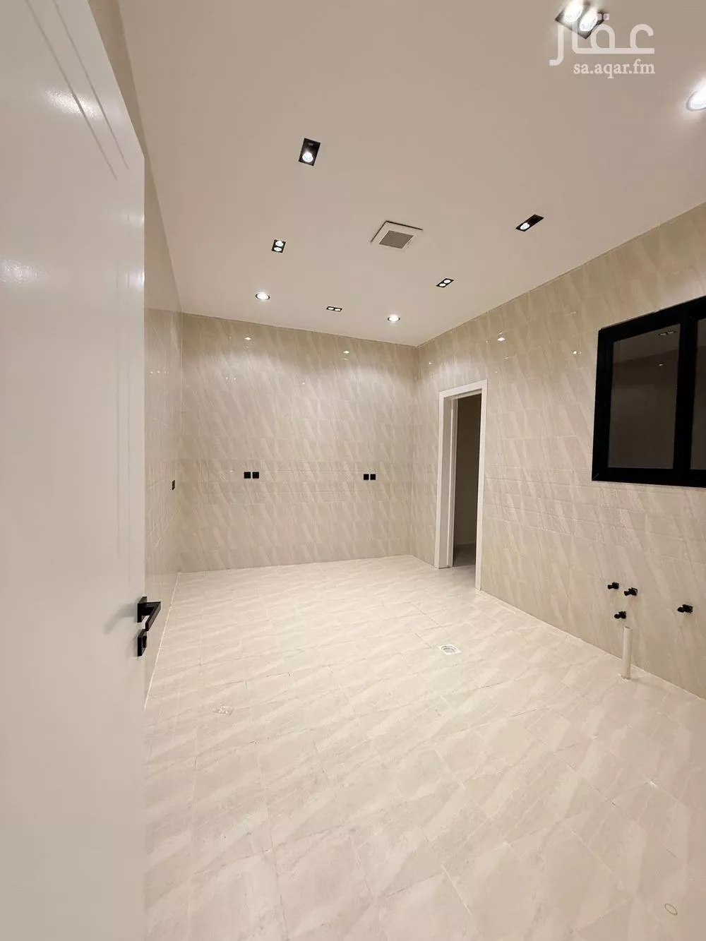 7 bedroom villa in Al Uraija Al Gharbiyah 7