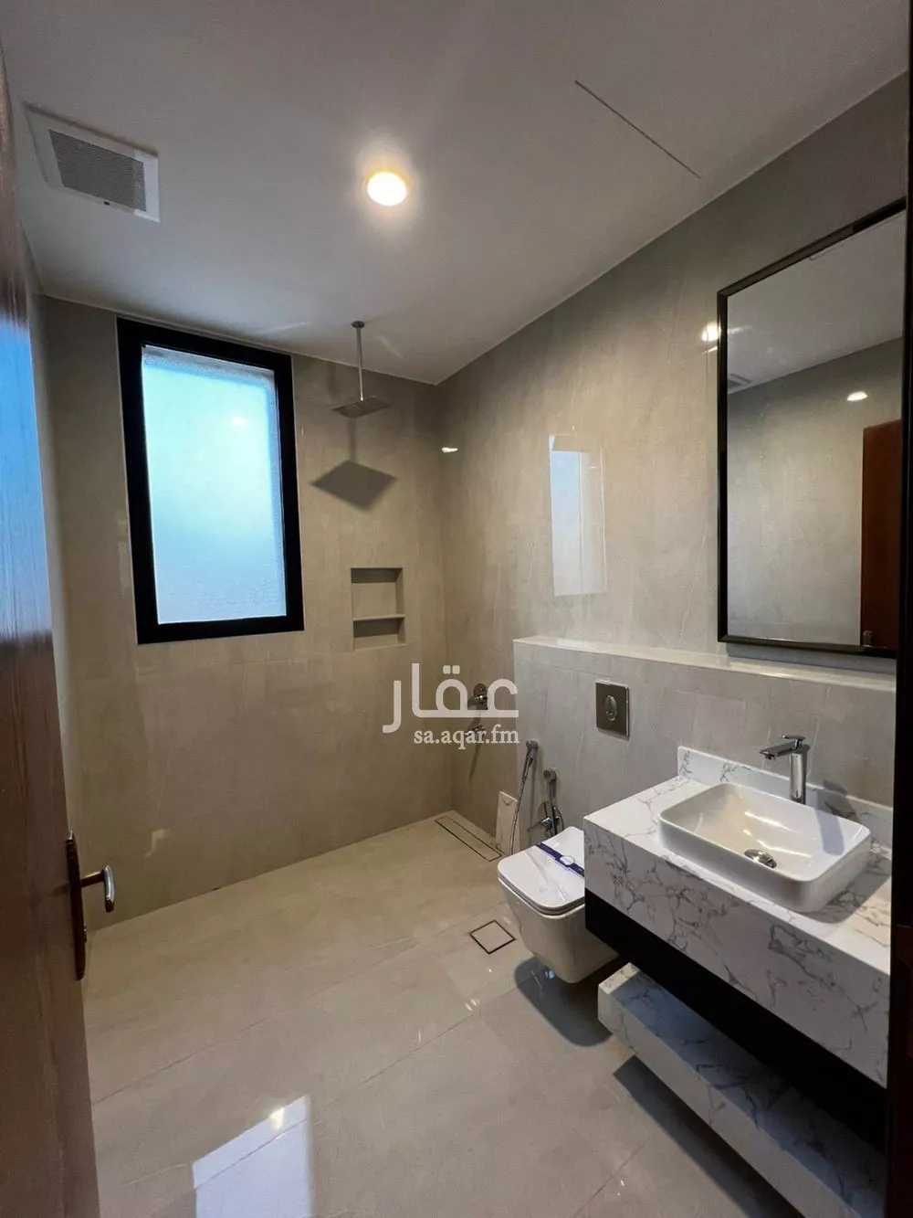 5 bedroom villa in Dhahrat Laban 17