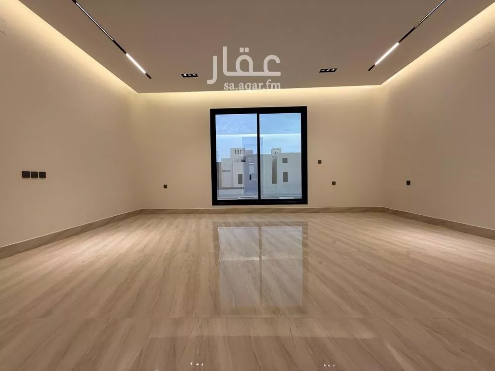 6 bedroom villa in Al Rimal 24