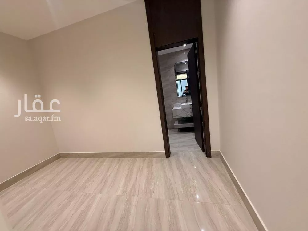 6 bedroom villa in Al Rimal 27