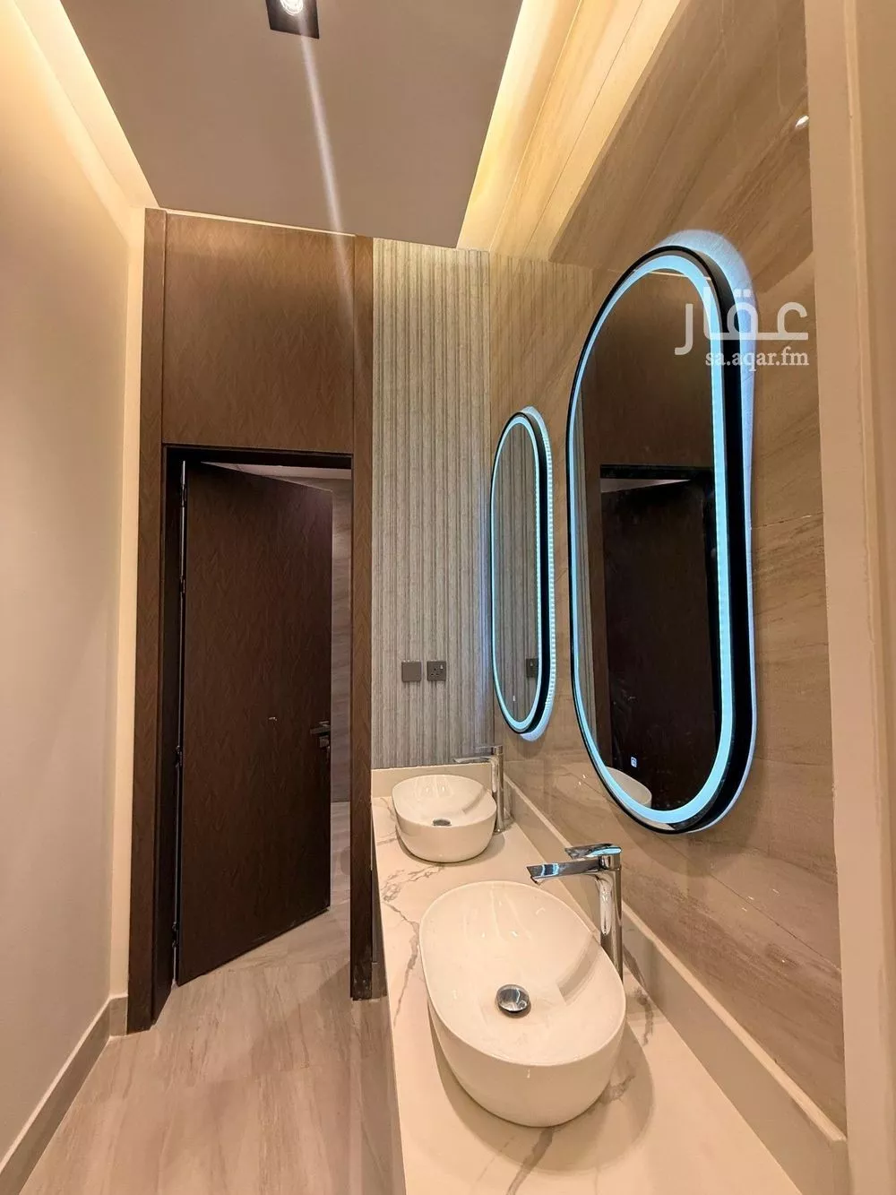 6 bedroom villa in Al Rimal 4