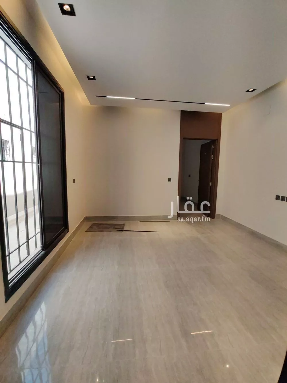5 bedroom villa in Al Rimal 8