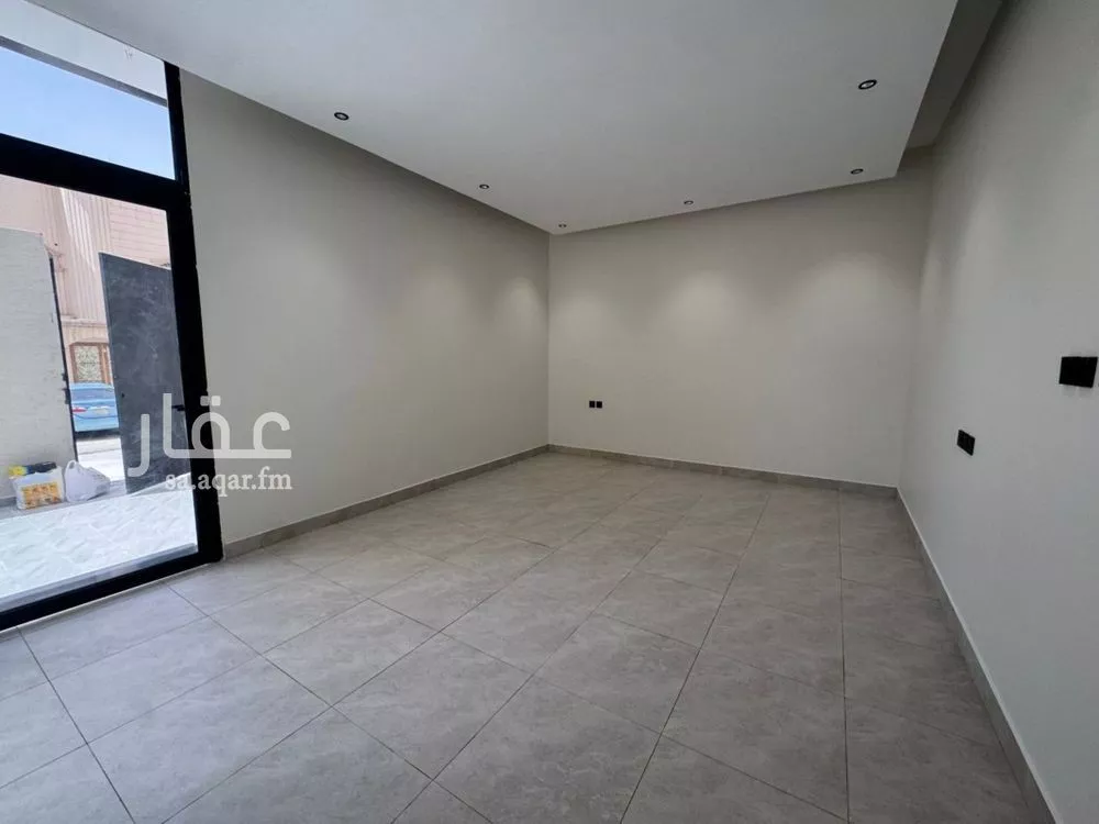 فيلا 6 غرف في الملك فيصل 14