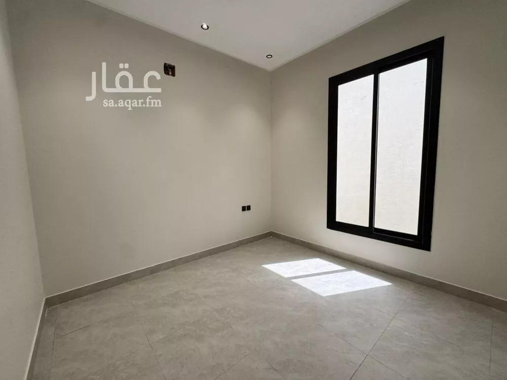 فيلا 6 غرف في الملك فيصل 19