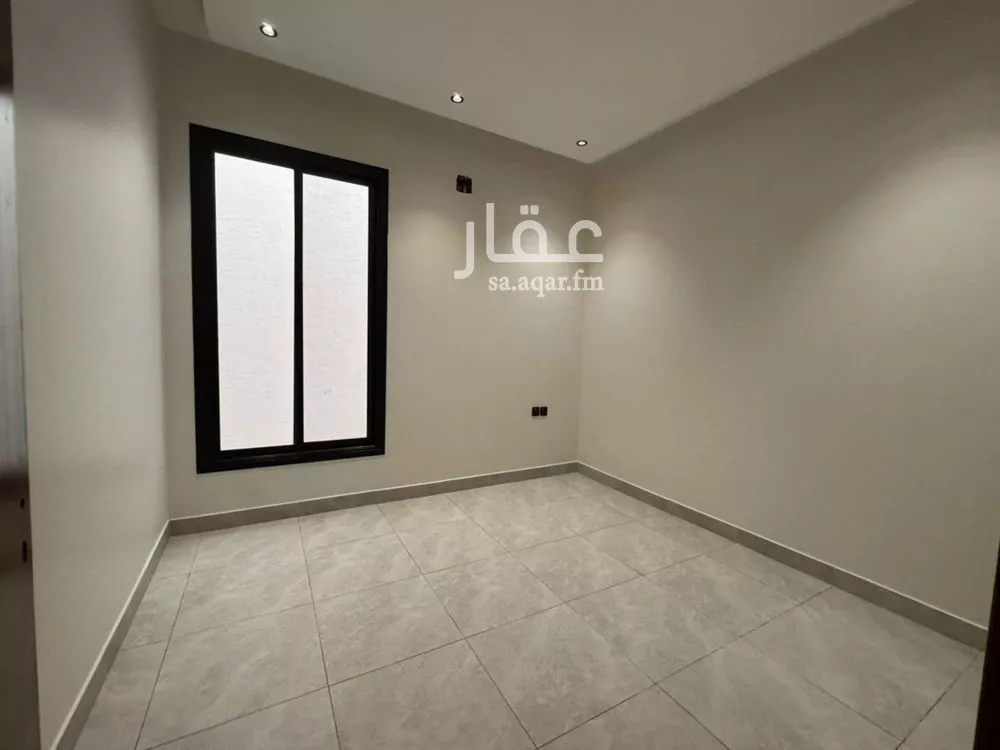 فيلا 6 غرف في الملك فيصل 21