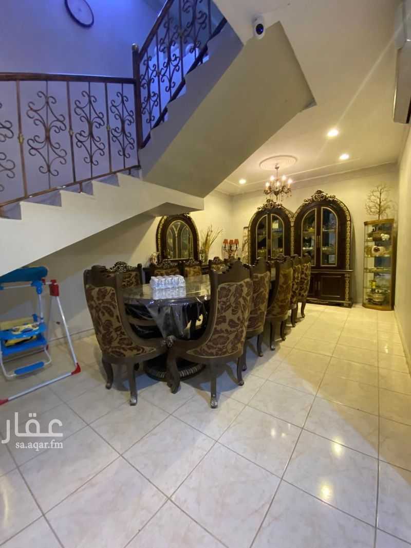 4 bedroom villa in Ishbiliyah, Riyadh 7
